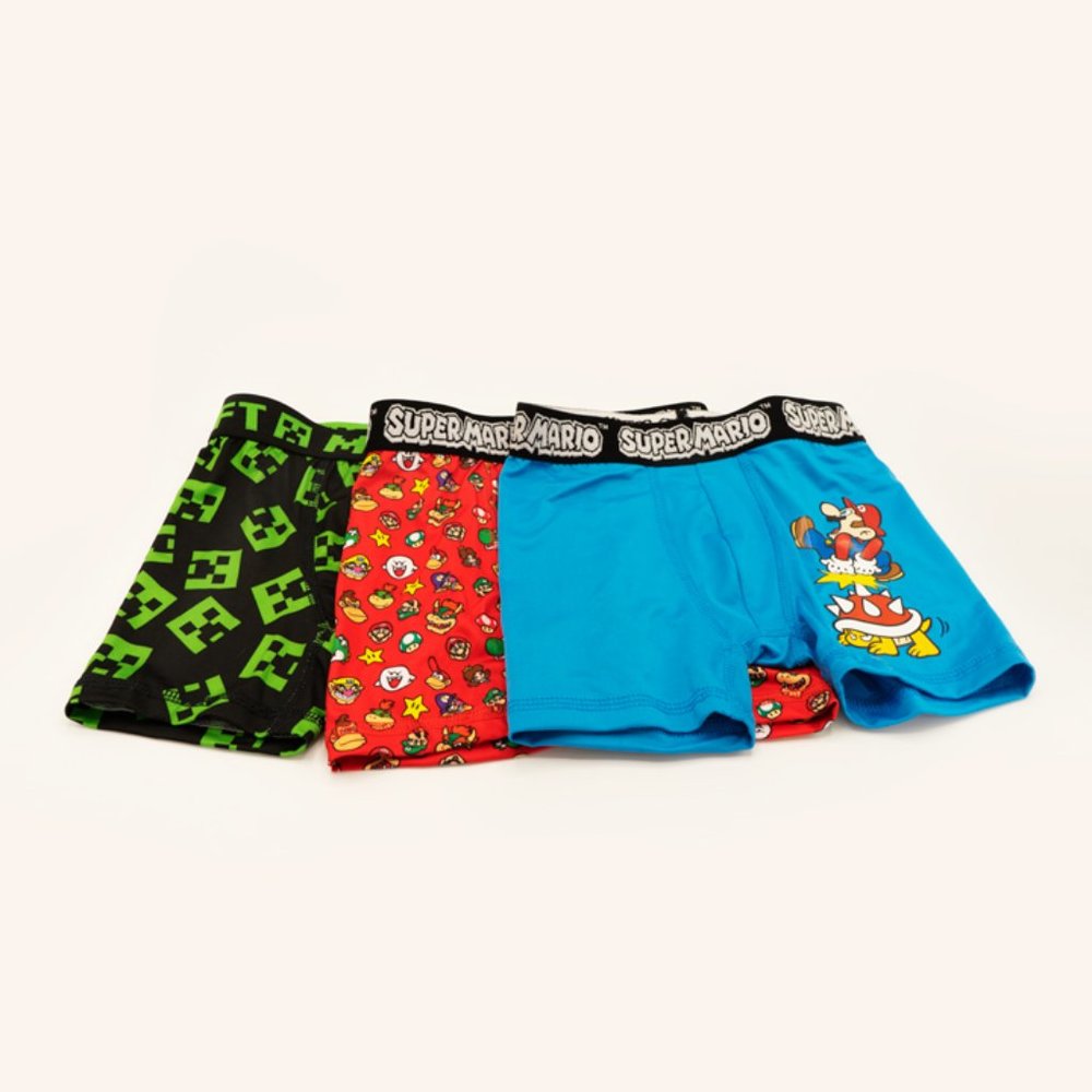 3 Pairs of Boy's Nintendo Boxer Shorts Size 4